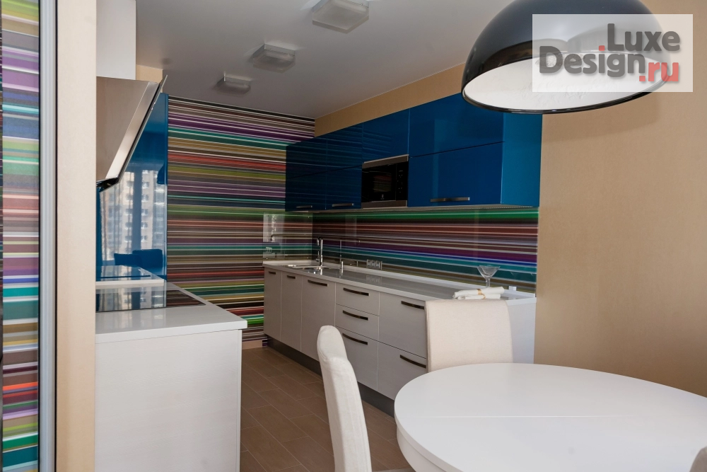 Дизайн интерьера трехкомнатной квартиры "В полоску! Квартира в центре Иркутска." (фото 3)