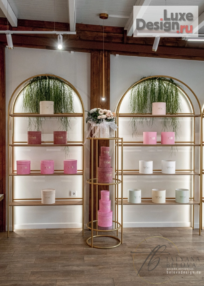 Дизайн интерьера бутика ""ВеВалди" реализация - салон цветов, г. Красноярск" (фото 15)